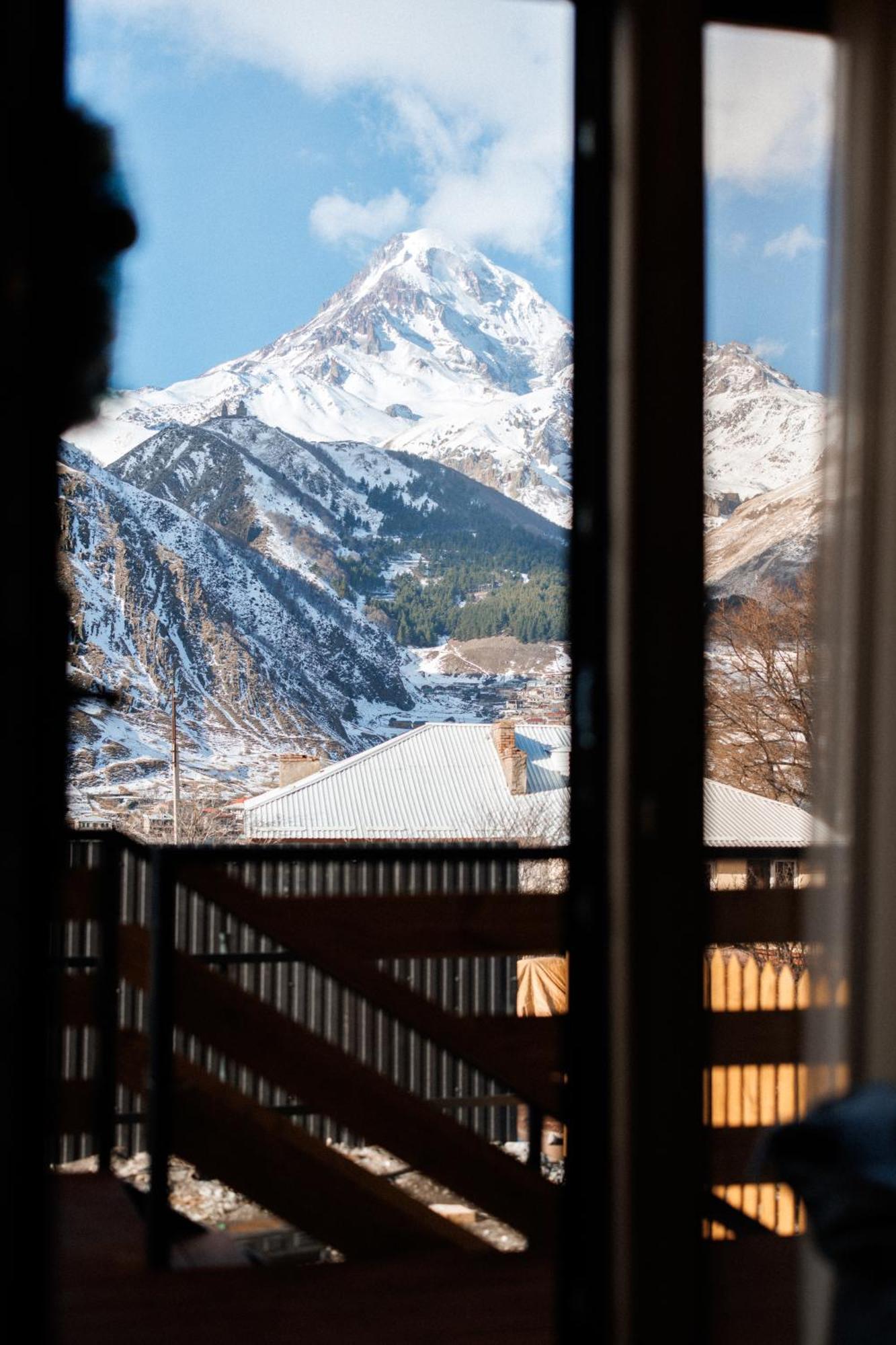 Вилла Smart Via Kazbegi Экстерьер фото